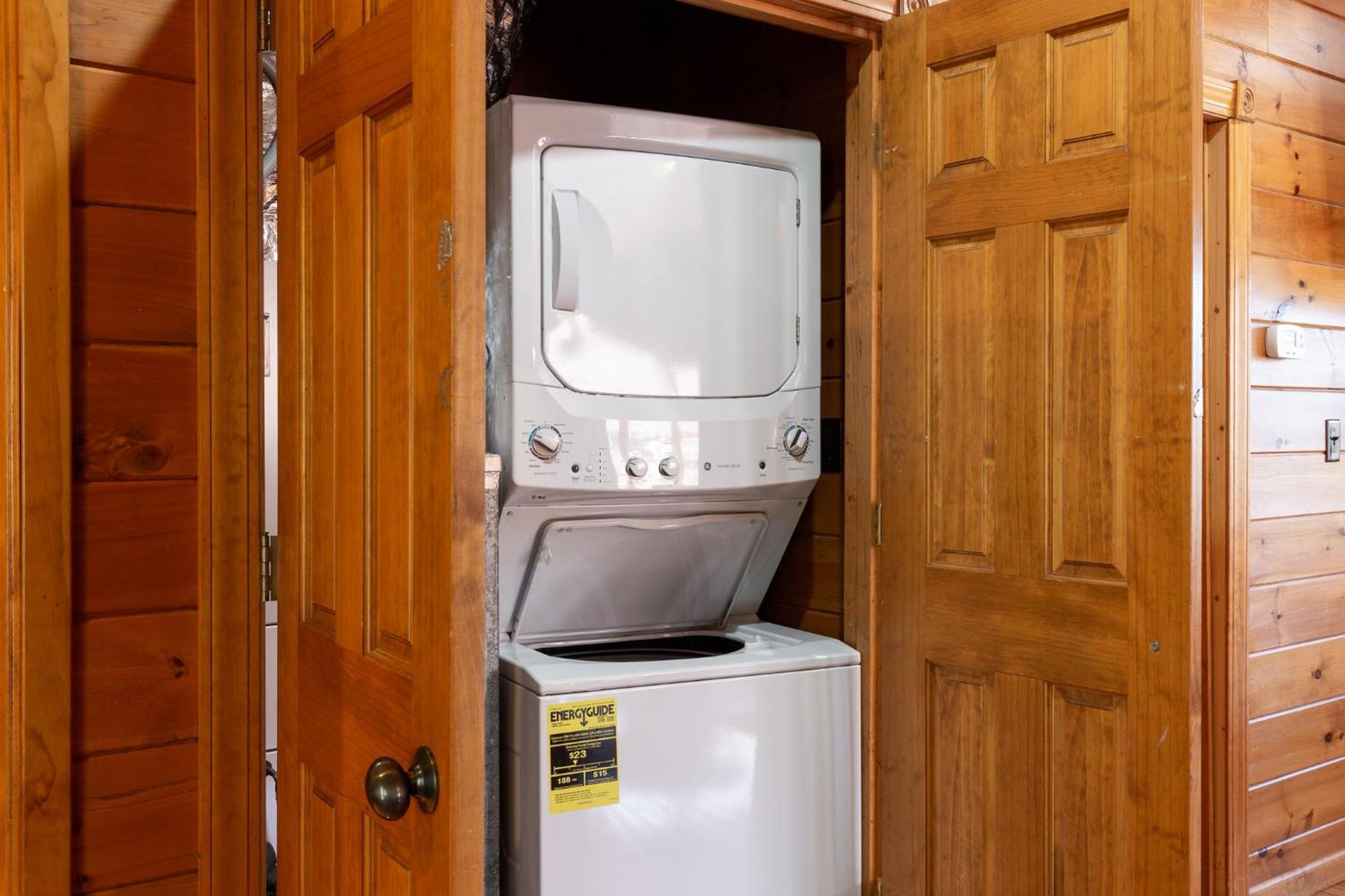 The Great Escape Ii, 5 Bedrooms, Sleeps 17, Game Room, Pool Access, Theater Gatlinburg Bagian luar foto